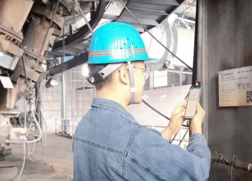 传达落实③丨 牛 转乾坤 守正出奇破 寒冰 龙钢公司炼铁厂落实集团党委第6次党委 扩大 会精神